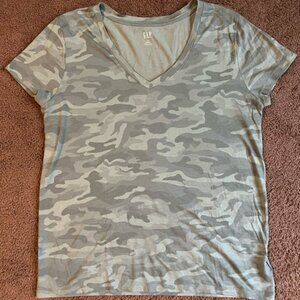 GAP- Tee Shirt​​​​​​​​​